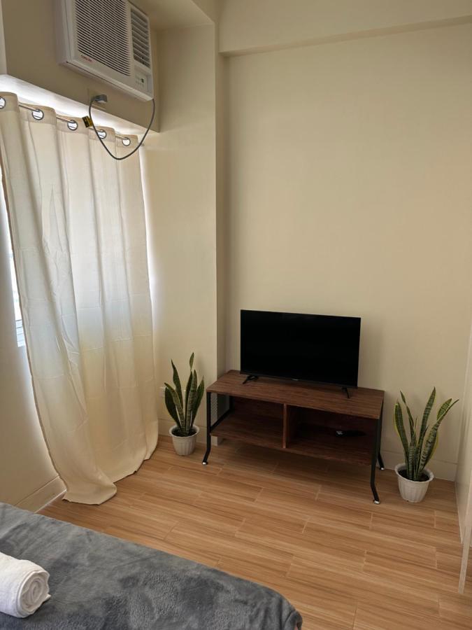 Neat Unit In Holland Park Southwoods Aparthotel Binan Exterior photo